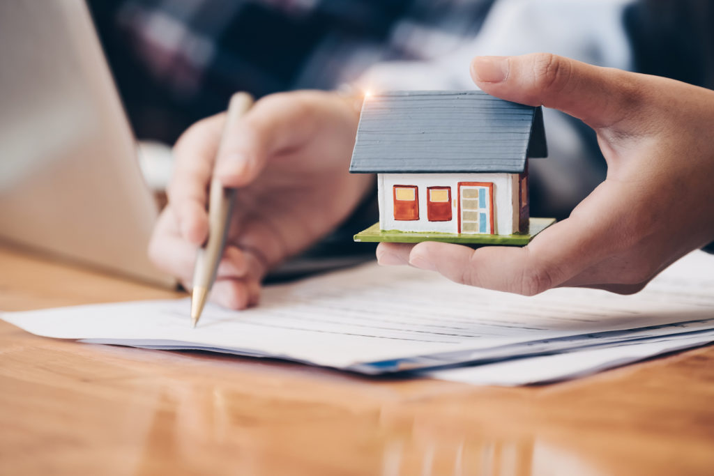 Real Estate Specialist