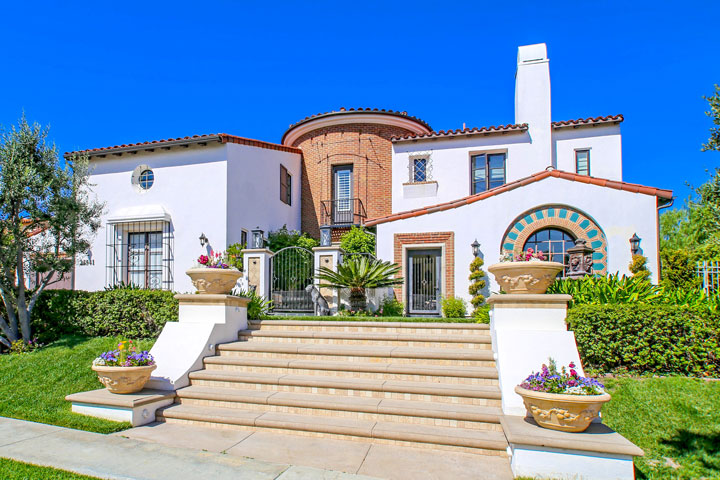 2026 Southern California Gated Community Real Estate Market: Why Malibu and Calabasas Are Seeing Record Investment Interest