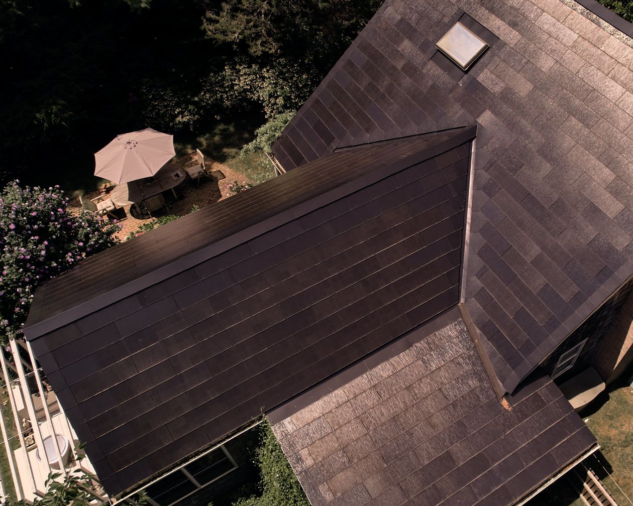 solar roof tiles luxury homes