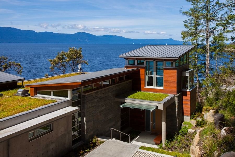 luxury green roofs and walls